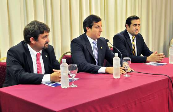 Sylvester presentó el Plan de Seguridad 2013