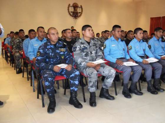Charlas sobre actualización de normas de tránsito y seguridad vial en el Servicio Penitenciario