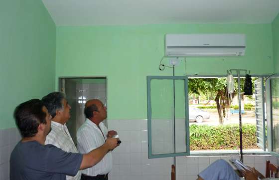 Se instalaron equipos de aire acondicionado en el hospital de Hipólito Yrigoyen