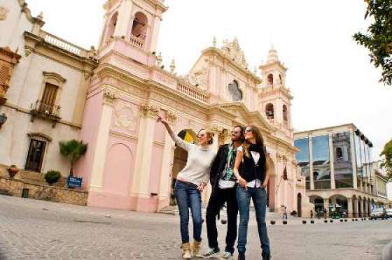 Intenso movimiento turístico el fin de semana largo de carnaval