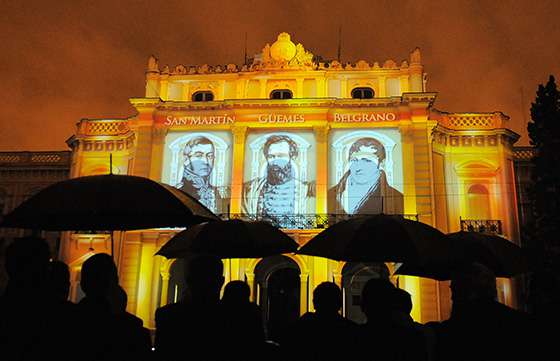 Veinticinco mil personas participaron de la Vigilia del Bicentenario