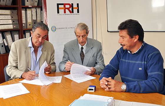 Una pasarela peatonal conectará a dos comunidades con Salvador Mazza