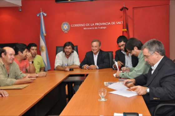 Con la intervención del Ministerio de Trabajo se destrabó el conflicto de Massalin