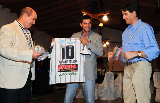 Urtubey participó en la fiesta de los 92 años de Central Norte y reiteró su apoyo al deporte salteño