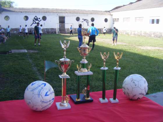 Trescientos internos de Villa Las Rosas participan en un torneo de fútbol de verano