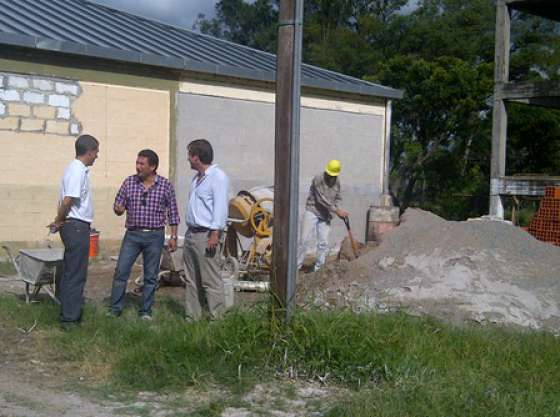 Realizan refacciones en la escuela EMETA I de Metán
