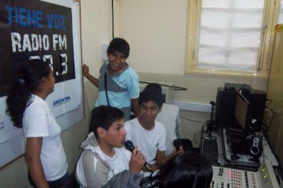 En el Colegio Sirolli funciona una radio creada por estudiantes