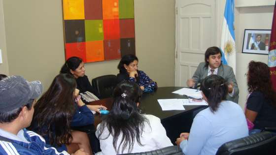 Solicitaron informes a un local de indumentaria para egresados