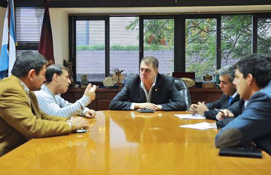 Una ONG juntará firmas para solicitar la apertura del diálogo por Malvinas