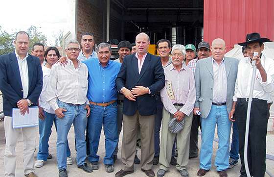 Productores del Valle Calchaquí recibieron alcohol vínico