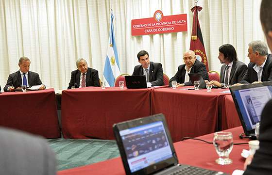 El Ejecutivo reglamentará los aportes para campaña y para la contratación de publicidad electoral