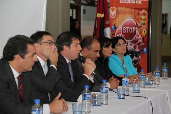 Entregaron material didáctico de seguridad vial para diferentes establecimientos educativos