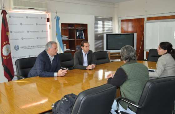 De Angelis recibió a miembros de la Fundación Naturaleza para el Futuro