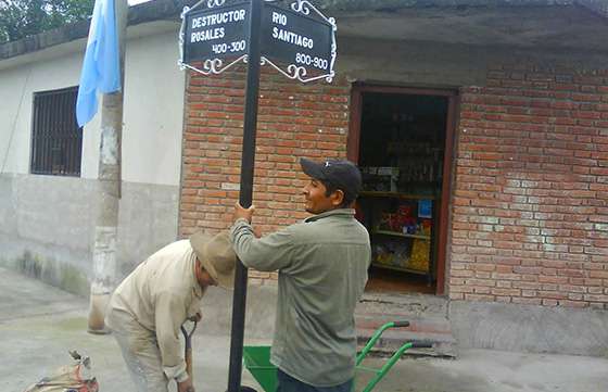 Calles señalizadas por un Consejo Barrial de Seguridad en Rosario de Lerma