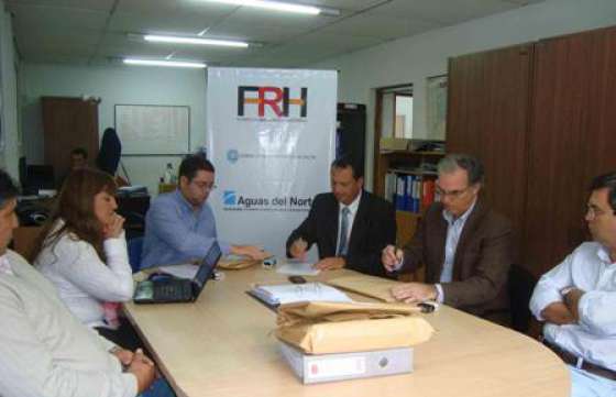 Se realizó la apertura de ofertas para la ejecución de obras  de agua y desagües cloacales en Aguaray