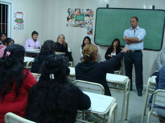 La directora  Nacional de la Modalidad de Educación para Jóvenes y Adultos visitó instituciones salteñas