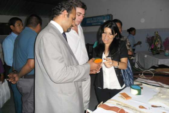 Internos de la Granja de Rosario de Lerma recibieron certificados de capacitación en artesanías en cuero