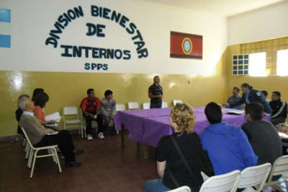 Encuentro literario en la cárcel de Villa Las Rosas