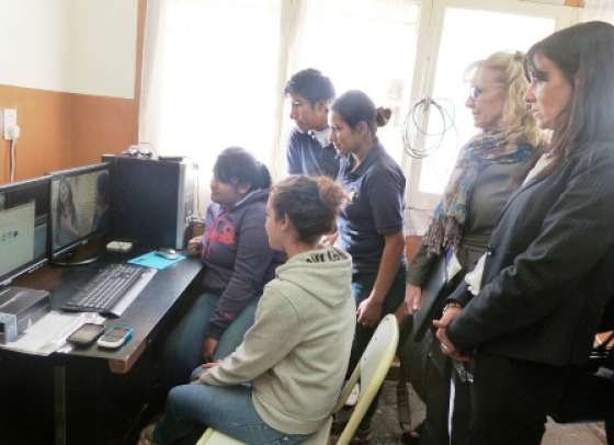 Exitosa implementación de centros de producción multimedial en escuelas salteñas de arte