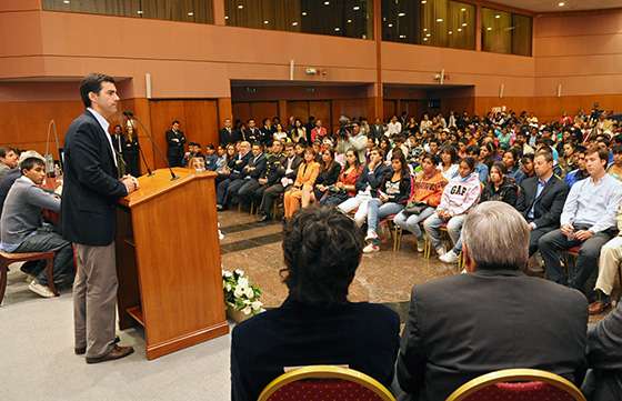 Convocando a jóvenes, la Provincia intensifica su política de seguridad