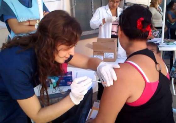 Finaliza la vacunación contra la hepatitis B en el Materno Infantil