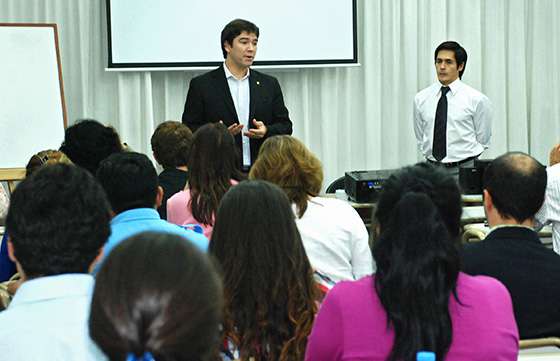 Más de 450 empleados estatales se capacitan en la Escuela de Administración Pública