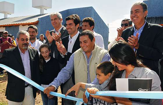 Más familias de El Galpón cumplieron hoy su sueño de la casa propia