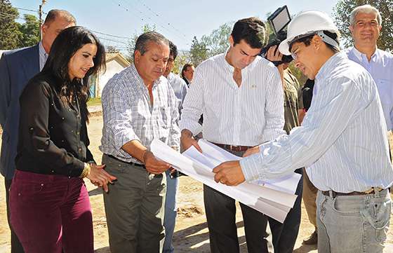 El Gobierno provincial realiza una importante inversión en pavimento para Cerrillos