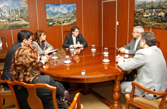 Gobierno y Corte de Justicia analizan modelo de tratamiento a menores