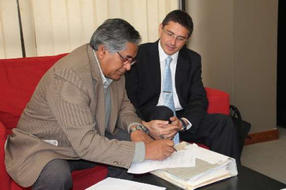 Ovejero entregó el Mérito Artístico a Santiago Javier Rodríguez