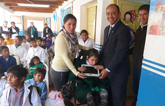 Alumnos de una escuela especial de El Carril ya tienen sus computadoras personales