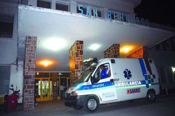 Tres ambulancias del SAMEC asistieron a víctimas de un choque en la ruta a San Lorenzo