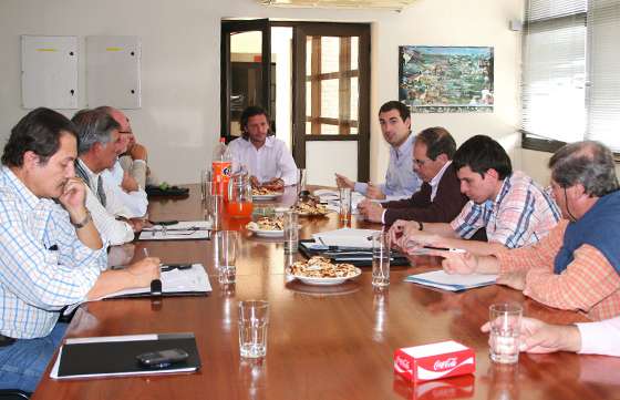 El IPV generó más de mil puestos de trabajo en las obras habitacionales de la Capital