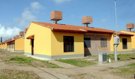 El Gobierno provincial entregó 60 viviendas en barrio Los Molles