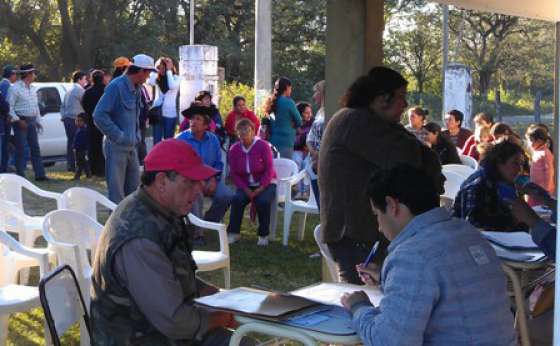 Tierra y Hábitat realiza un relevamiento vecinal en barrio la Paz