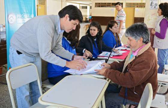 Procrear asesoró e inscribió a postulantes en el barrio Castañares