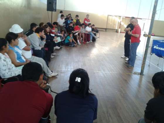 Comenzó la capacitación en vóley