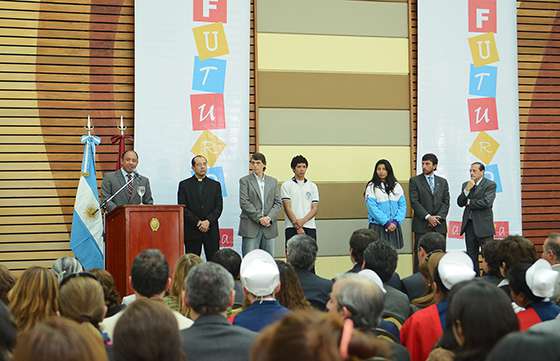 Estudiantes secundarios de toda la provincia participan de la muestra Expofuturo 2013