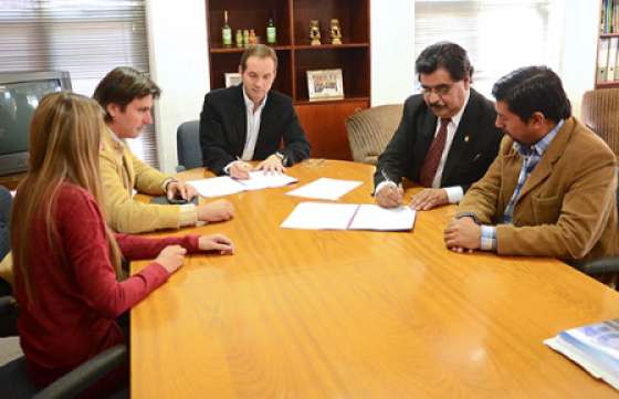 Convenio para incentivar la producción de especias