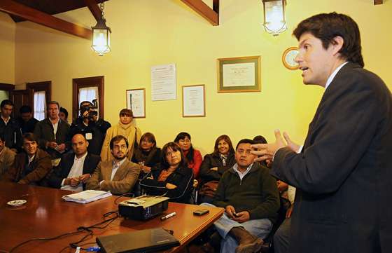 En los centros vecinales los salteños se podrán inscribir en Procrear