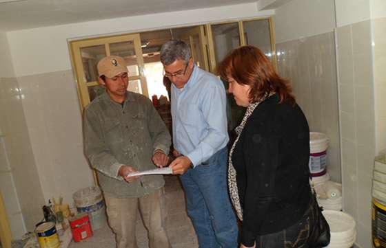 Avanza la refacción y ampliación del Centro de Salud en Los Blancos