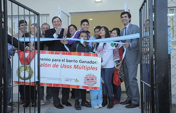 Fue inaugurado el Salón de Usos Múltiples de barrio El Tribuno