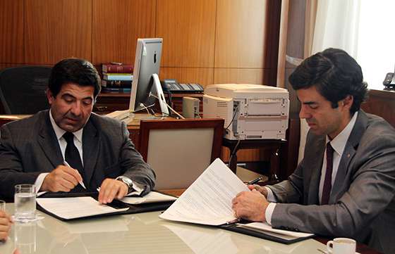 Urtubey firmó un convenio para que AFIP y Rentas ejecuten acciones coordinadas