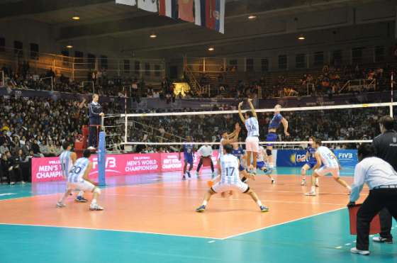 Salta disfrutó de un espectáculo deportivo internacional con el vóley de Argentina y Francia
