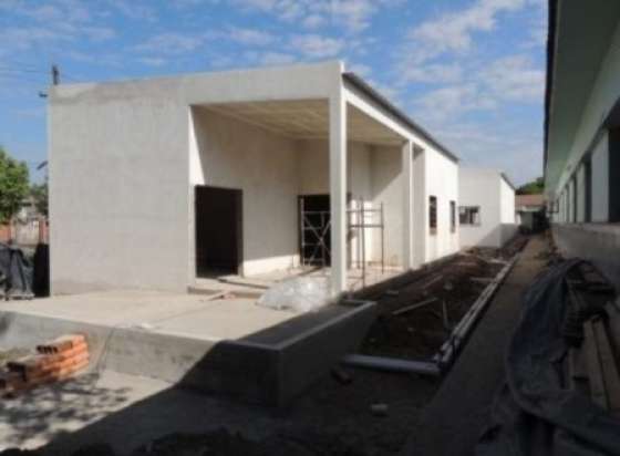 Se realizan trabajos de refacción y ampliación en el hospital de Colonia Santa Rosa