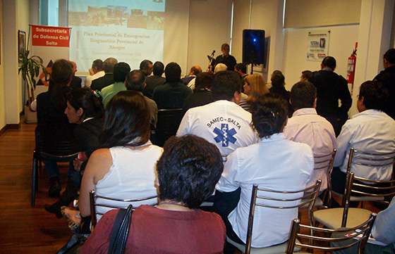 Defensa Civil capacitó a la comunidad de Tolar Grande sobre Gestión de Riesgo y Comunicaciones