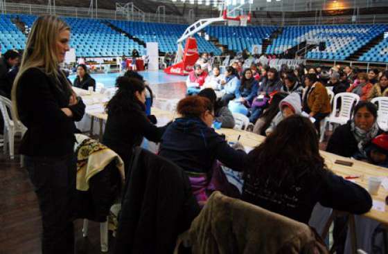 Tercera jornada de preinscripción del Programa Ellas Hacen