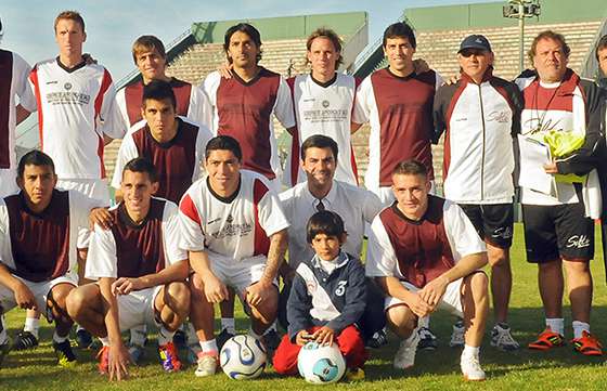 Urtubey asistió al entrenamiento de  la Selección Salteña de Fútbol