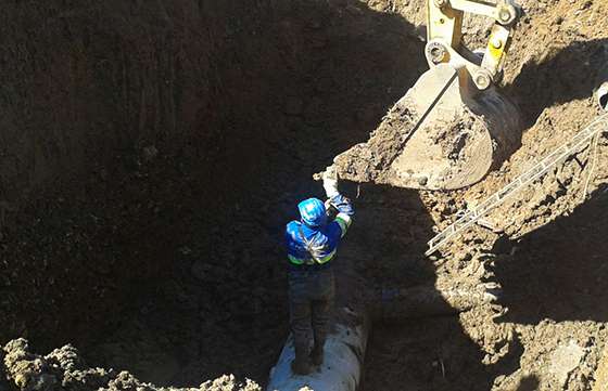 Aguas del Norte reparó un tramo del acueducto de la zona oeste