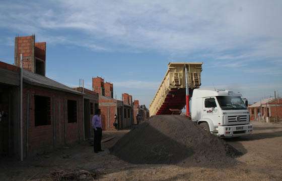 El presidente del IPV fiscalizó las obras habitacionales que se realizan en  General Güemes